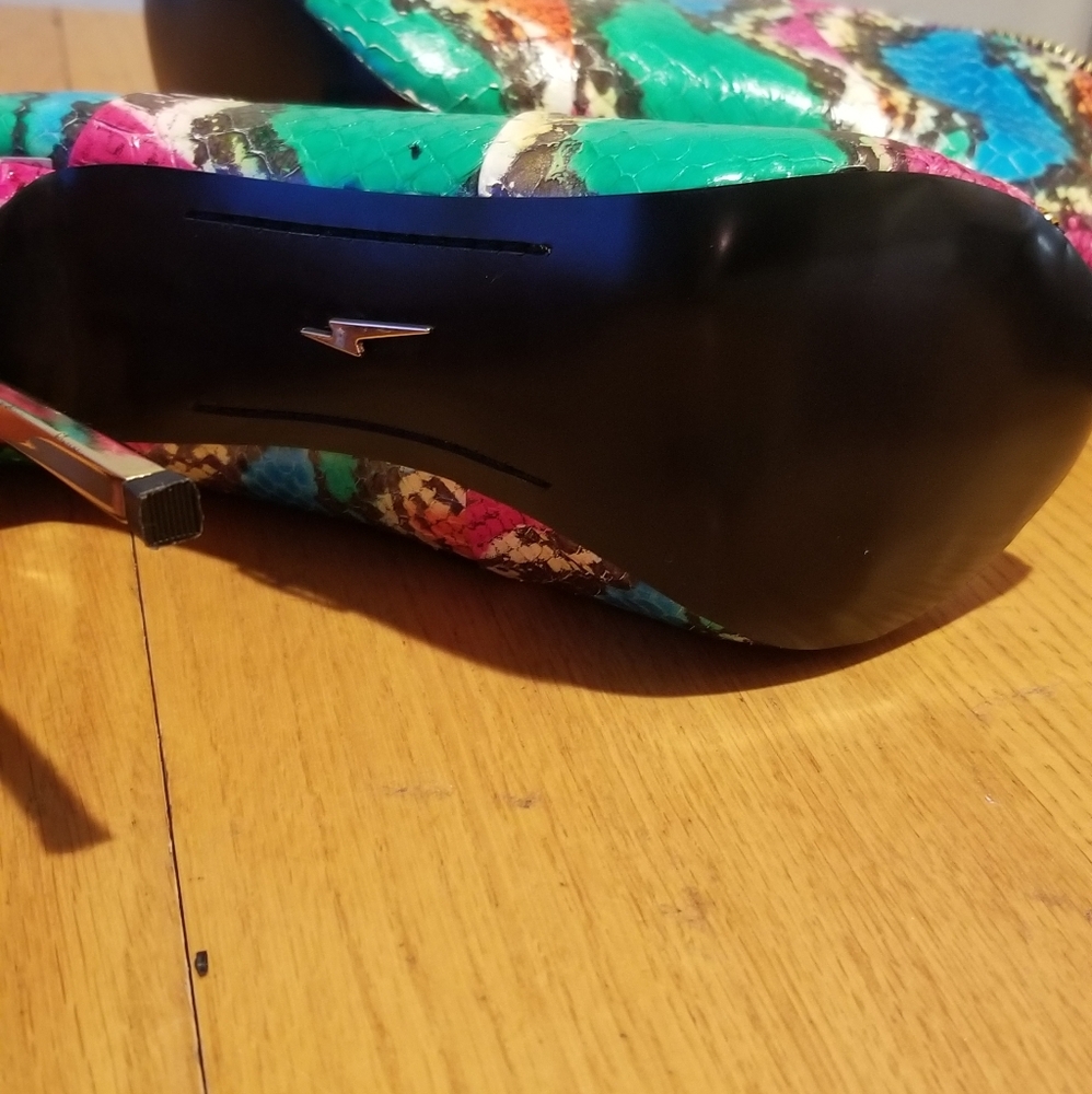 Lust For Life RIGHTEOUS - Picture 2 of 6